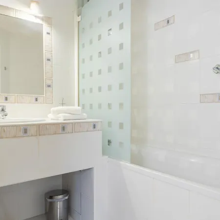 Domaine De Godchure - 11 Pers Jacuzzi & Sauna
